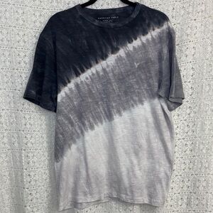 American Eagle Outfitters Men's Black and White Tie-Dye Tee